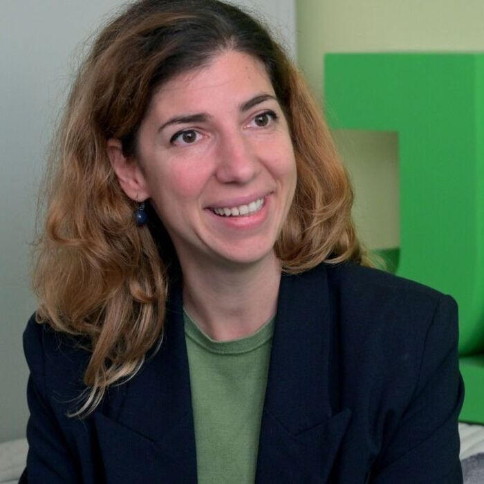 alexandra-kishisheva-v-dnevnik_700x700_pad_478b24840a