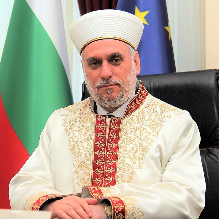mustafa-hadzhi-glavno-muftijstvo_700x700_fit_478b24840a