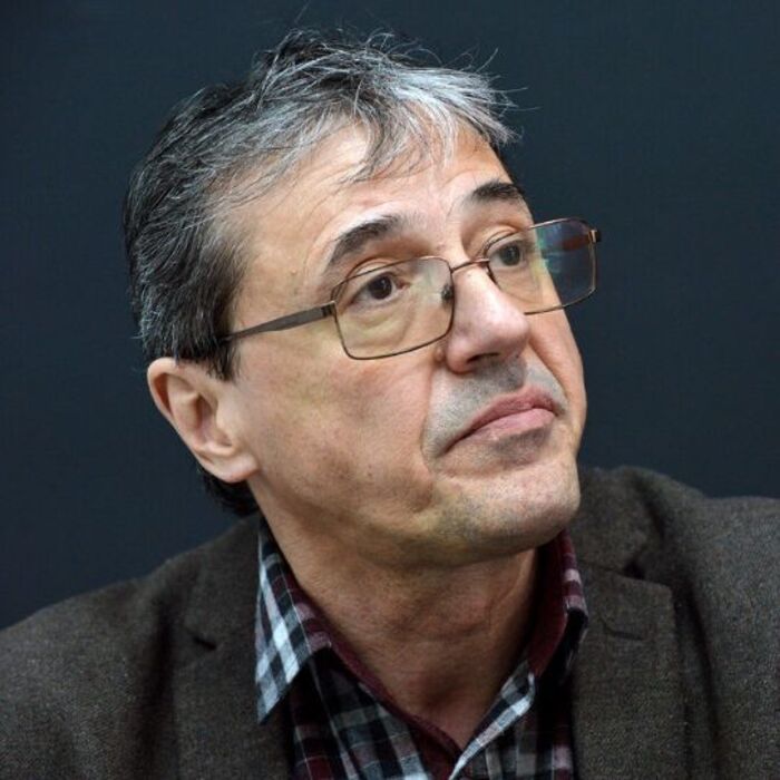 antonii-todorov-v-kapital_700x700_fit_478b24840a