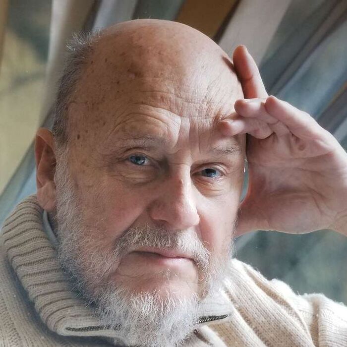 atanas-vasilev-slavov-dictionarylit-bg-eu_700x700_fit_478b24840a