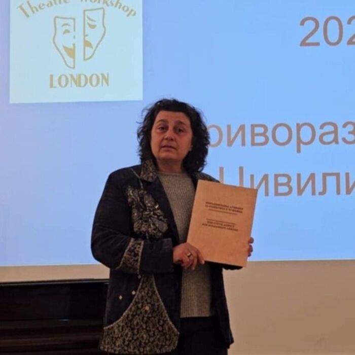 elisaveta-dacheva-bta_700x700_pad_478b24840a