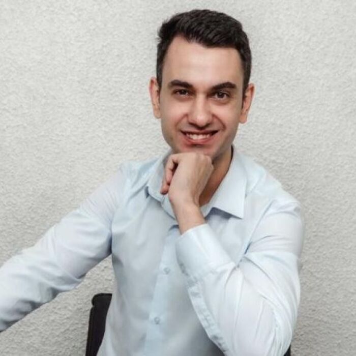 etien-yanev-economic-bg_700x700_fit_478b24840a