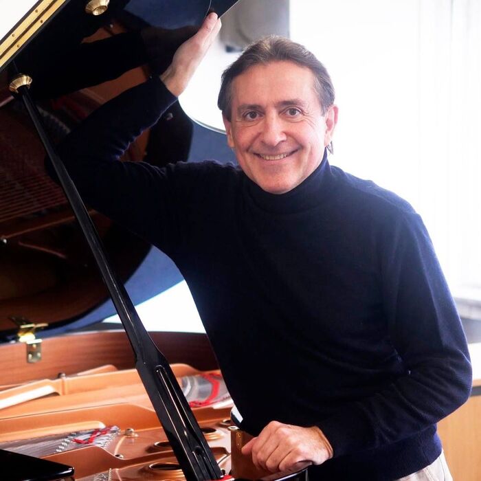 ludmil-angelov-nbu_700x700_fit_478b24840a