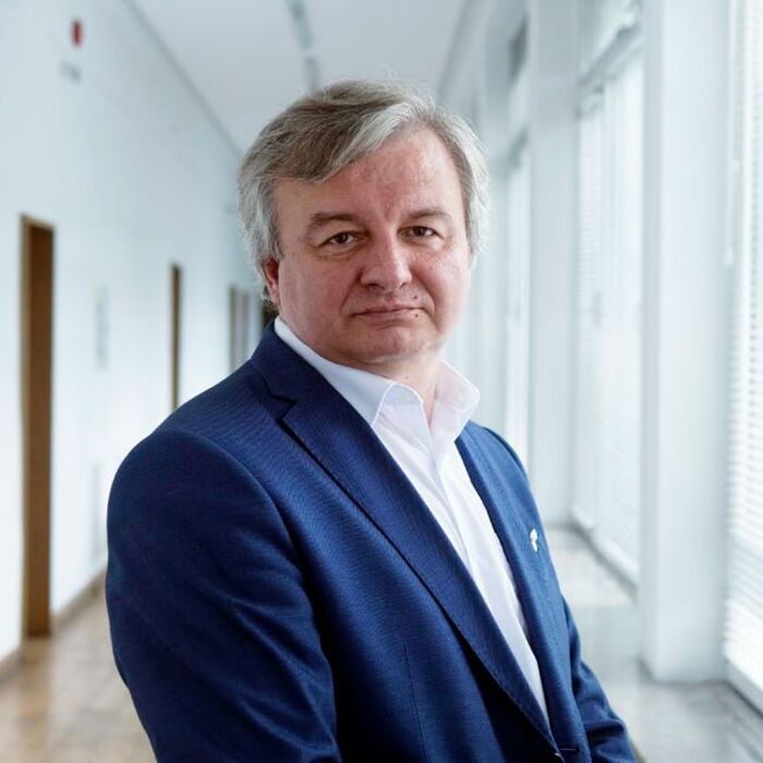 plamen-dojnov-nbu_700x700_fit_478b24840a