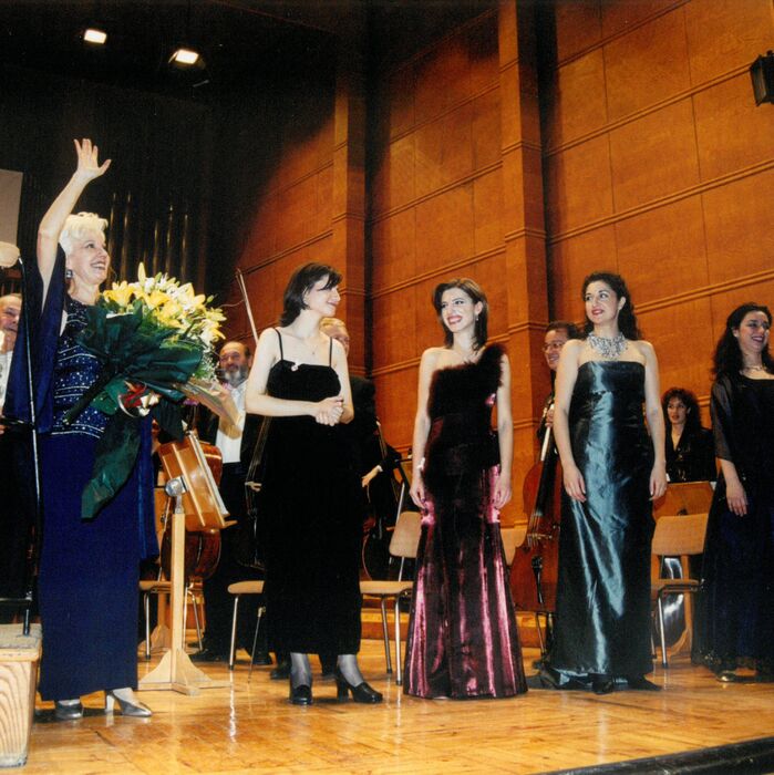 003-2-maistorski-klas-na-raina-kabaivanska-f-arhiv-na-nbu_700x700_fit_478b24840a