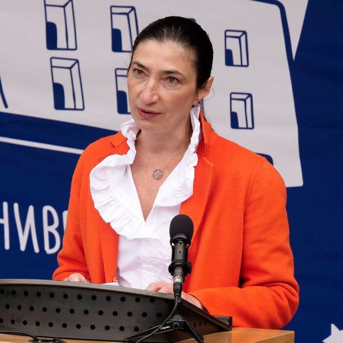 snejina-petrova-nbu_700x700_fit_478b24840a