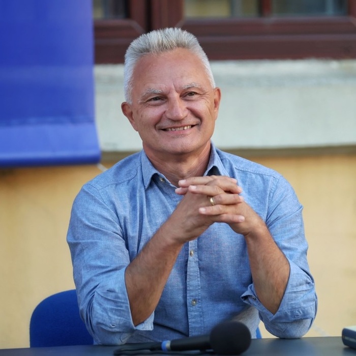 zahari-karabashlieb-bnr_700x700_pad_478b24840a