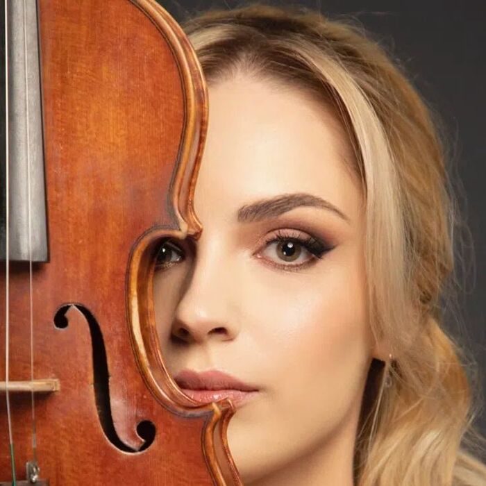 zornica-ilarionova-womang-bg_700x700_pad_478b24840a