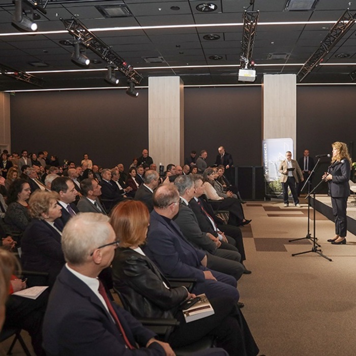 akademichni-oskari-mu-sofia_700x700_fit_478b24840a