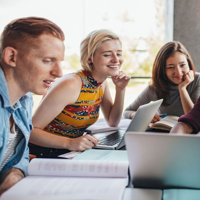 foreign-students-debati-bg_700x700_fit_478b24840a