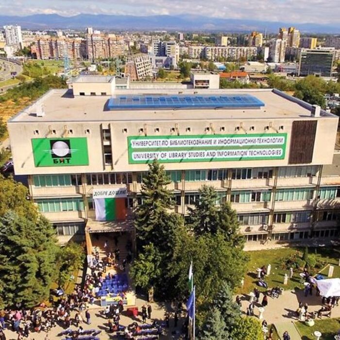 unibit-v-24-chasa_700x700_fit_478b24840a