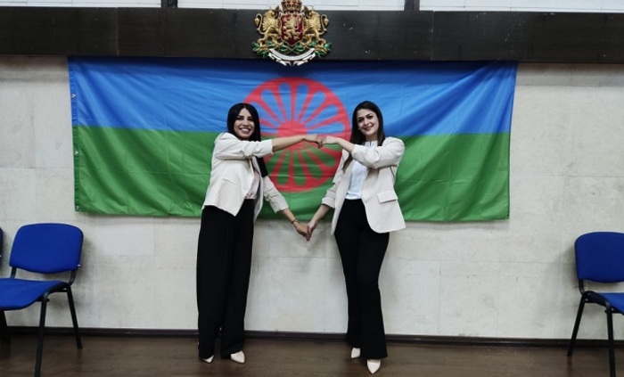 romi-za-demonstracia-bnr_700x700_fit_478b24840a