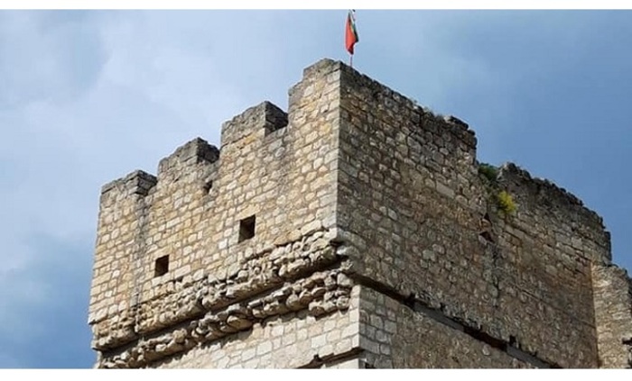 srednovekoven-grad-cherven-dunavmost-com_700x700_fit_478b24840a