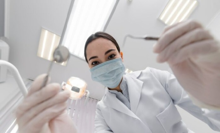 dentalna-medicina-freepik-com_700x700_fit_478b24840a