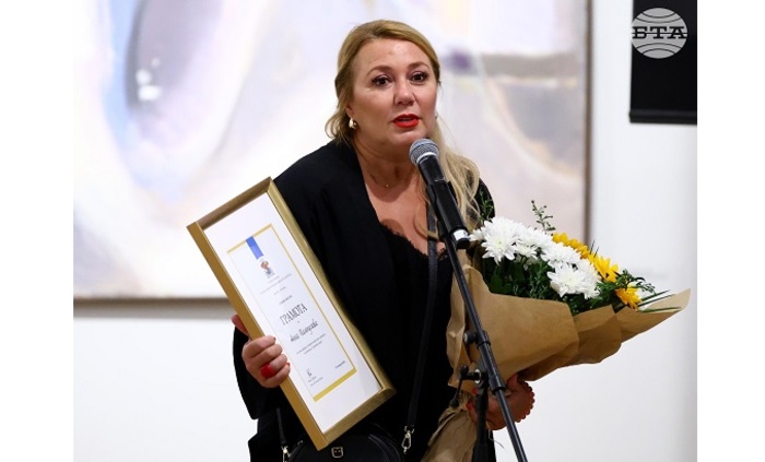 anna-pampulova_700x700_fit_478b24840a