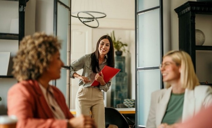 17-webcafe-bg_700x700_fit_478b24840a