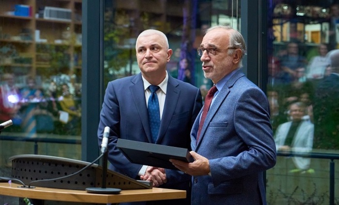 ivajlo-turnev-i-veselin-metodiev-nbu_700x700_fit_478b24840a