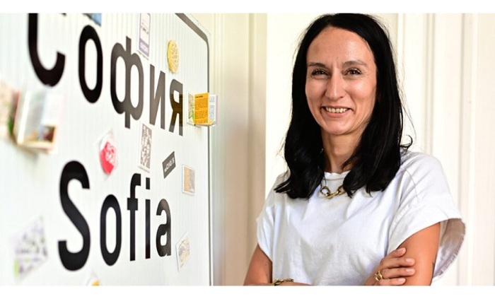 adriana-mihailova-v-kapital_700x700_fit_478b24840a