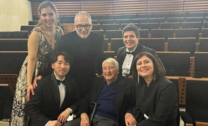 serata-f-kostadin-krustev-koko_700x700_fit_478b24840a