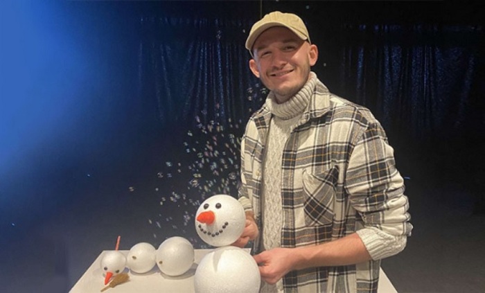 kude-e-dqdo-koleda-bnr_700x700_fit_478b24840a