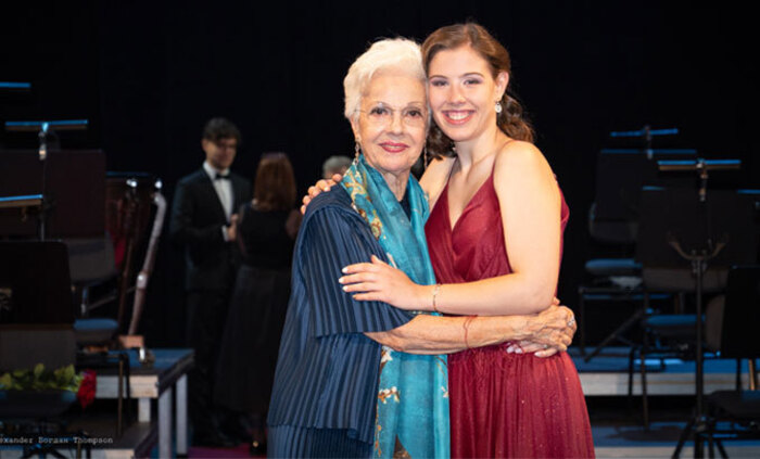 01-raina-alexander-bogdan-tompson-678x410-crop-478b24840a_700x700_fit_478b24840a