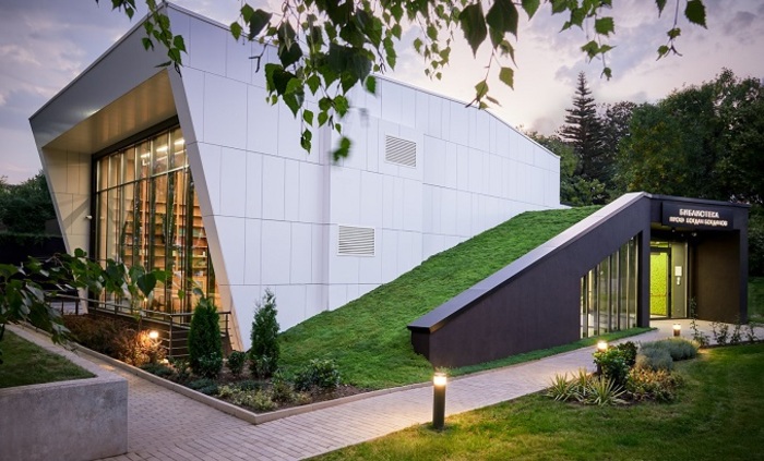 bogdan-bogdanov_700x700_fit_478b24840a