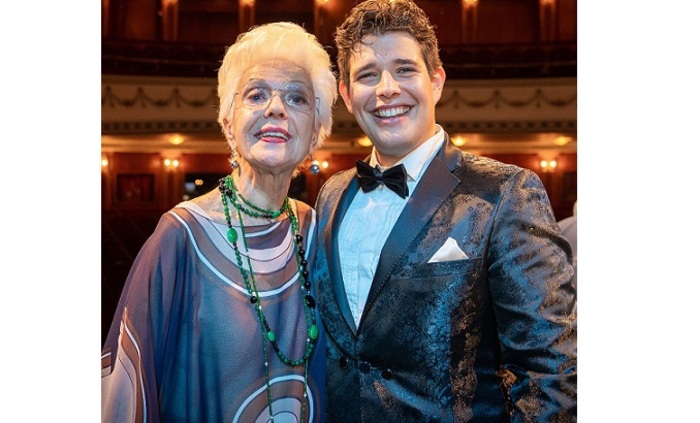 2-1-raina-kabaivanska-s-dzhuzepe-infantino-feat-aleksandyr-bogdan-tomsyn-678x410-crop-478b24840a_700x700_fit_478b24840a