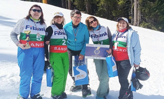 018-sbj-bg-eu_700x700_fit_478b24840a