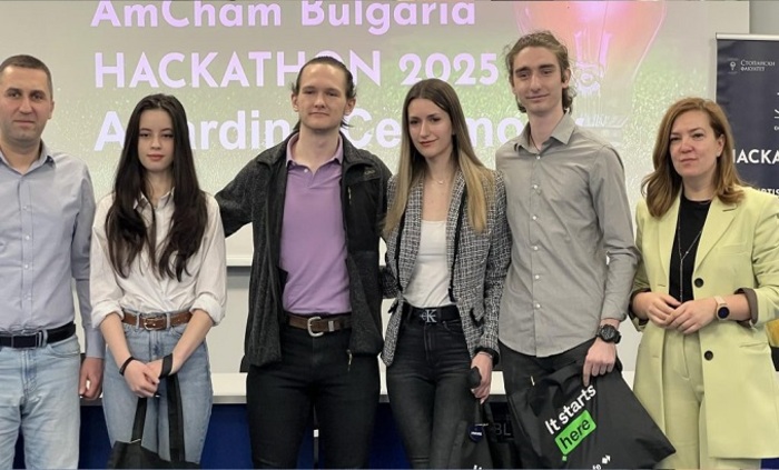 037-devstyler-bg_700x700_fit_478b24840a