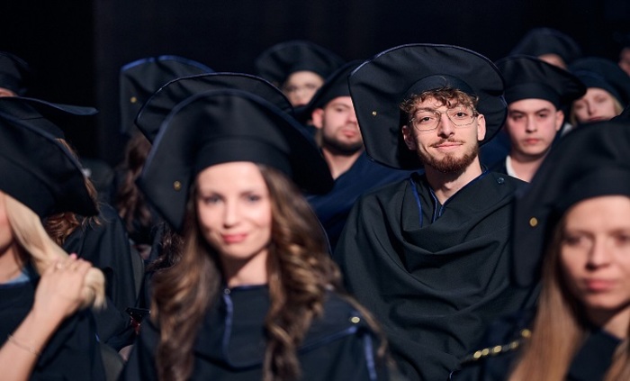 02_700x700_fit_478b24840a