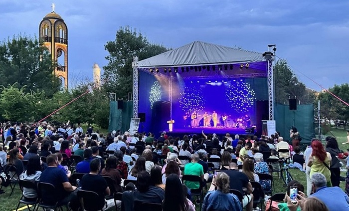 studen-teatr-trupi-suiuz-na-bg-jurnalisti_700x700_fit_478b24840a