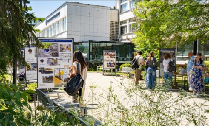 lunar-su_700x700_fit_478b24840a