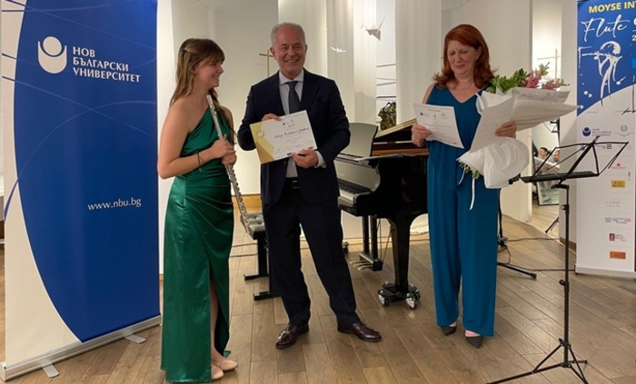 003-fb-ambasciata-d-italia-a-sofia_700x700_fit_478b24840a