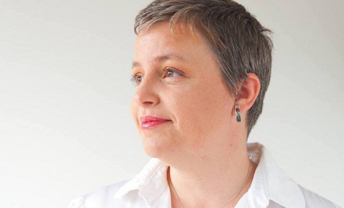 06-justin-toms-bnr_700x700_fit_478b24840a