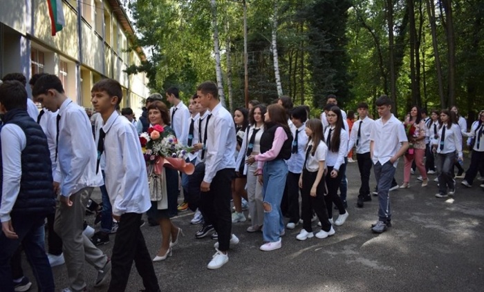 018-botevgrad-com_700x700_fit_478b24840a