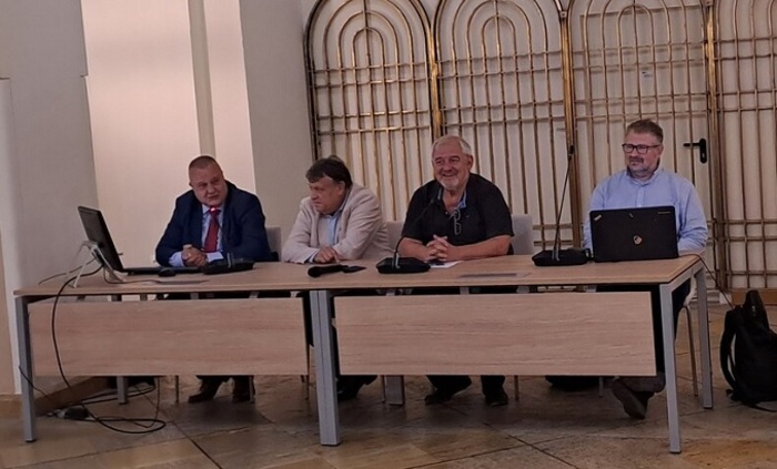 031-bta_700x700_fit_478b24840a