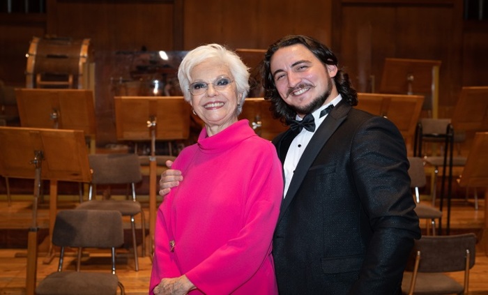 04-raina-kabaivanska-s-bogidar-bojkilov-f-aleksandar-bogdan-tomsan_700x700_fit_478b24840a