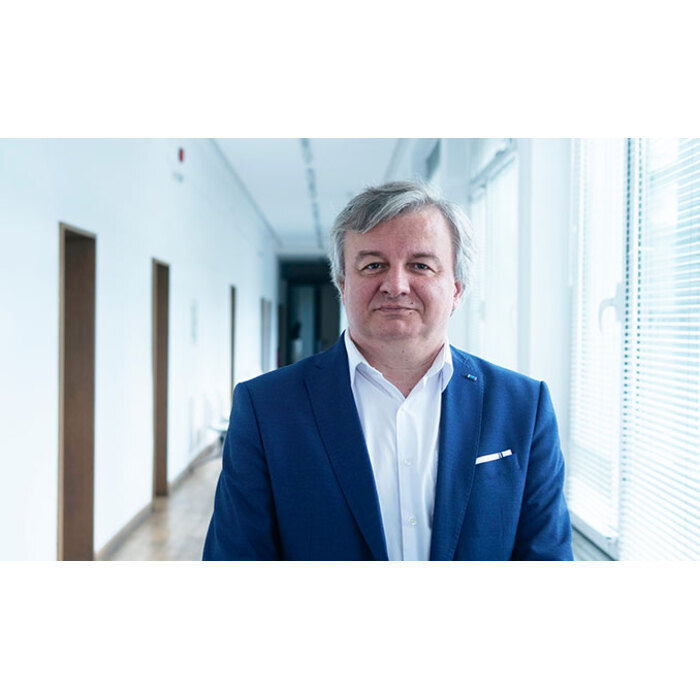 04-plamen-doinov2-nbu_700x700_fit_478b24840a