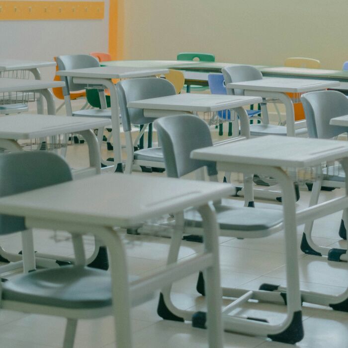 014-unsplash_700x700_pad_478b24840a