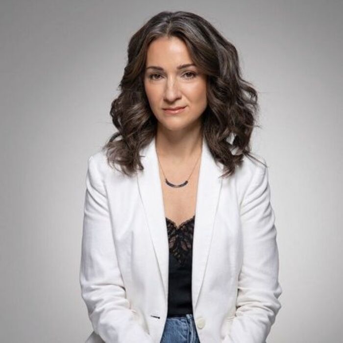 luiza-slavkova-sp-eva_700x700_pad_478b24840a