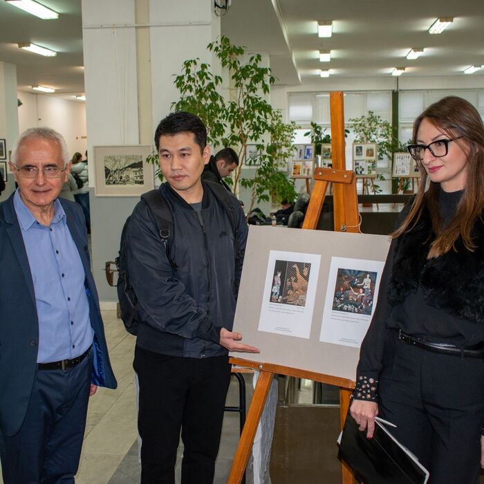 013-uzu_700x700_fit_478b24840a