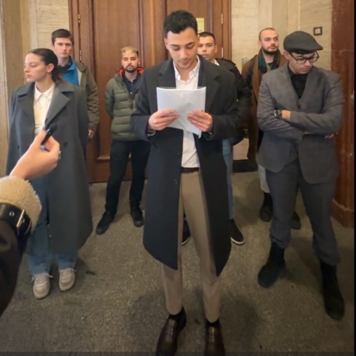 029-studenti-sarafov-stop-kadar-v-dnevnik_700x700_fit_478b24840a