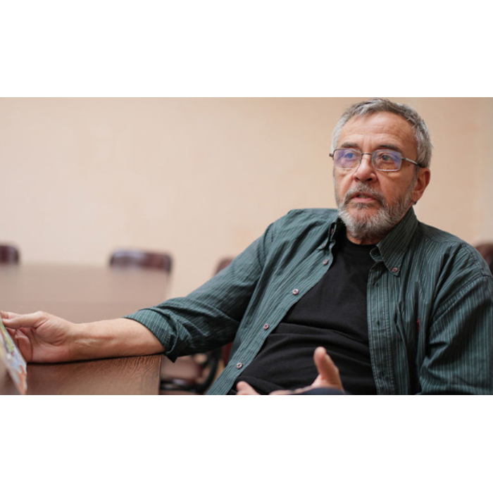 anri-kulev-bnr_700x700_pad_478b24840a