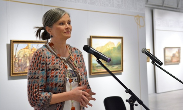 fb-angela-daneva_700x700_fit_478b24840a