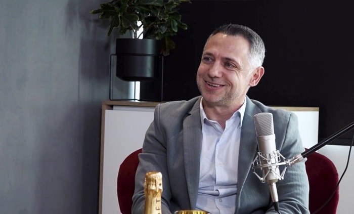 ivan-stoev-highviewart-com_700x700_fit_478b24840a