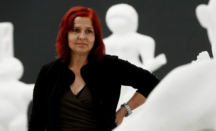 monika-popova-v-kapital_700x700_fit_478b24840a