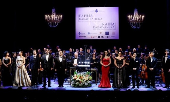 galakoncert2-okt-2024-raina-kabaivanska-f-nikola-uzunov_700x700_fit_478b24840a