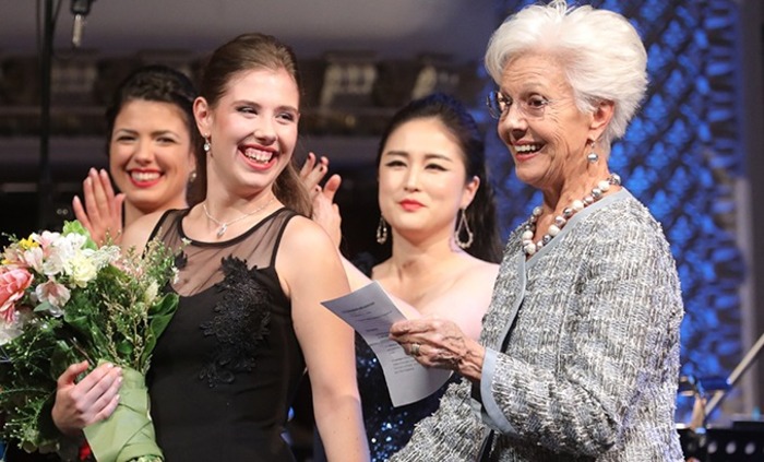 rayna-kb-al-mihajlova-krum-stoev_700x700_fit_478b24840a