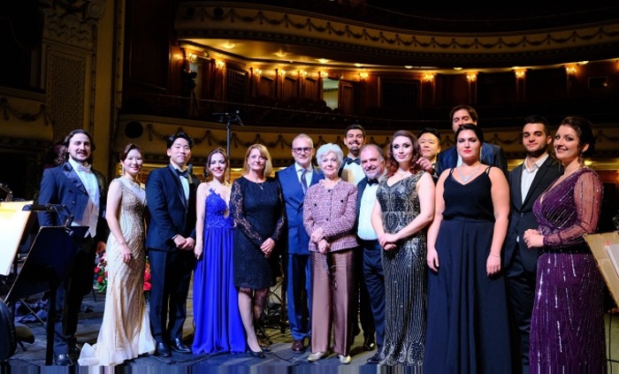 uchenichite-i-shkolata-na-rajna-f-natali-nejkova_700x700_fit_478b24840a