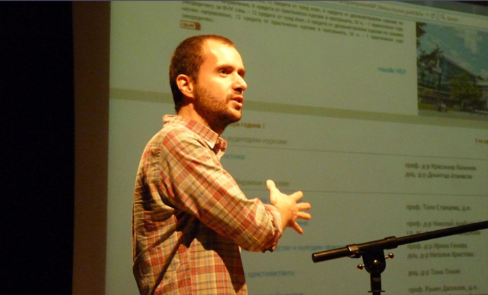 viktor-avramov-nbu_700x700_fit_478b24840a